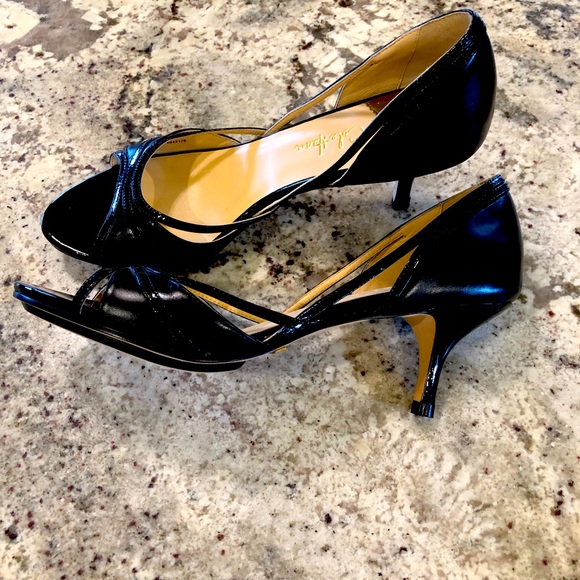 Cole Haan Shoes - Dressy black pump’s